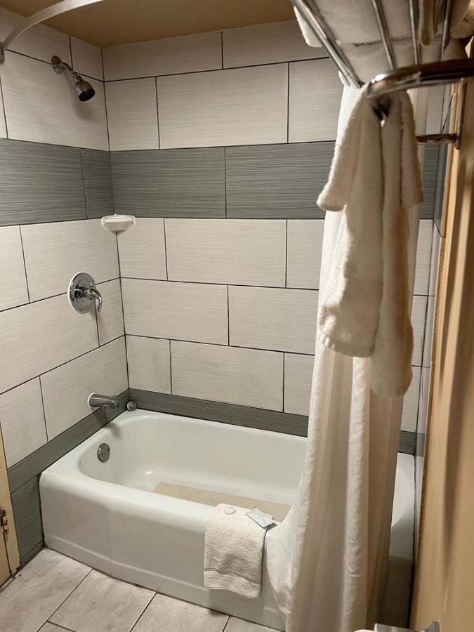 Hotel Weston Rfd Rockford Eksteriør billede